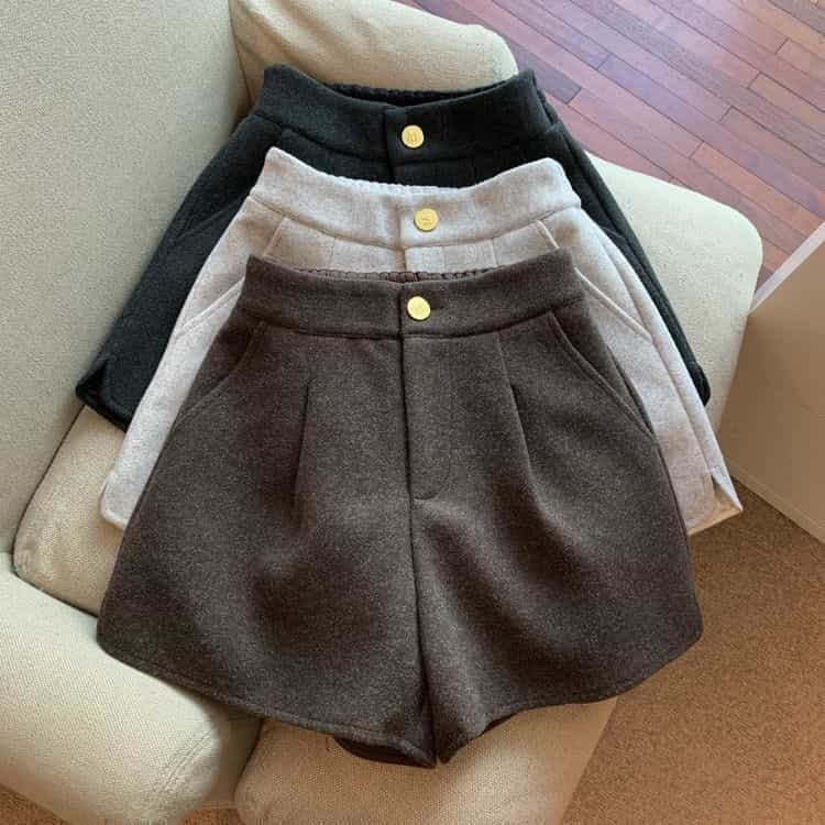 Elegant Woolen Shorts 4